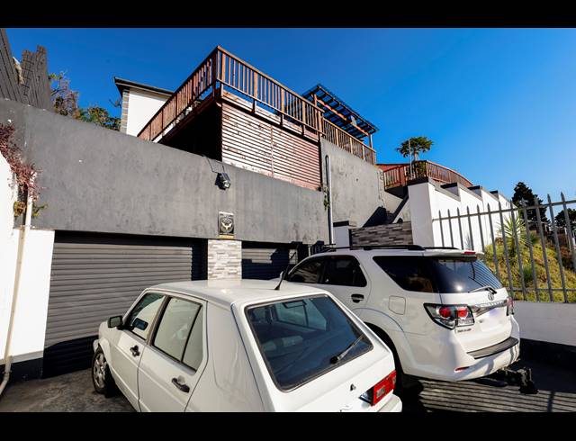 4 BEDROOM HOUSE FOR SALE IN AVOCA